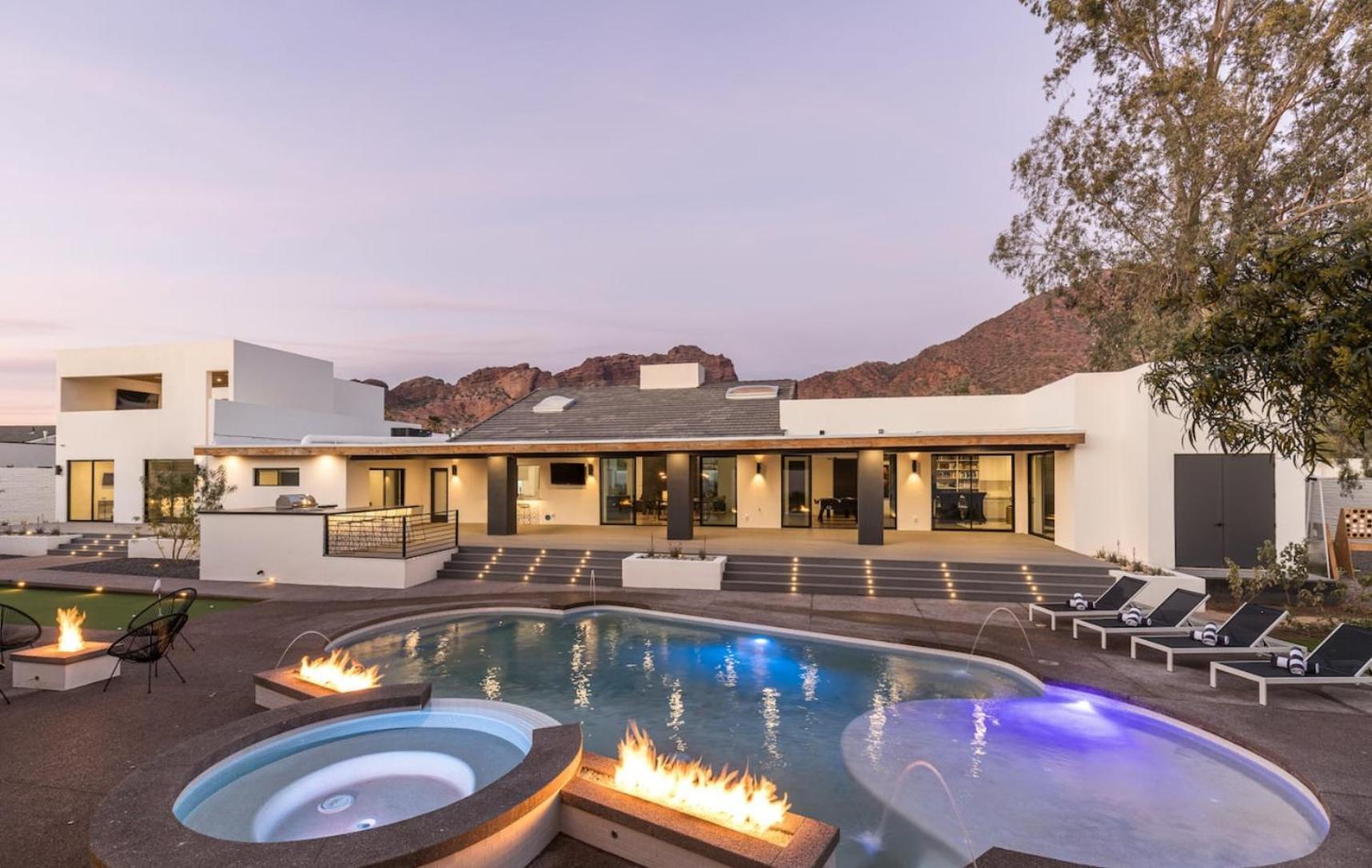 Luxury Micro-Resort, Theater, Sauna, Heated Pool Phoenix Exteriör bild