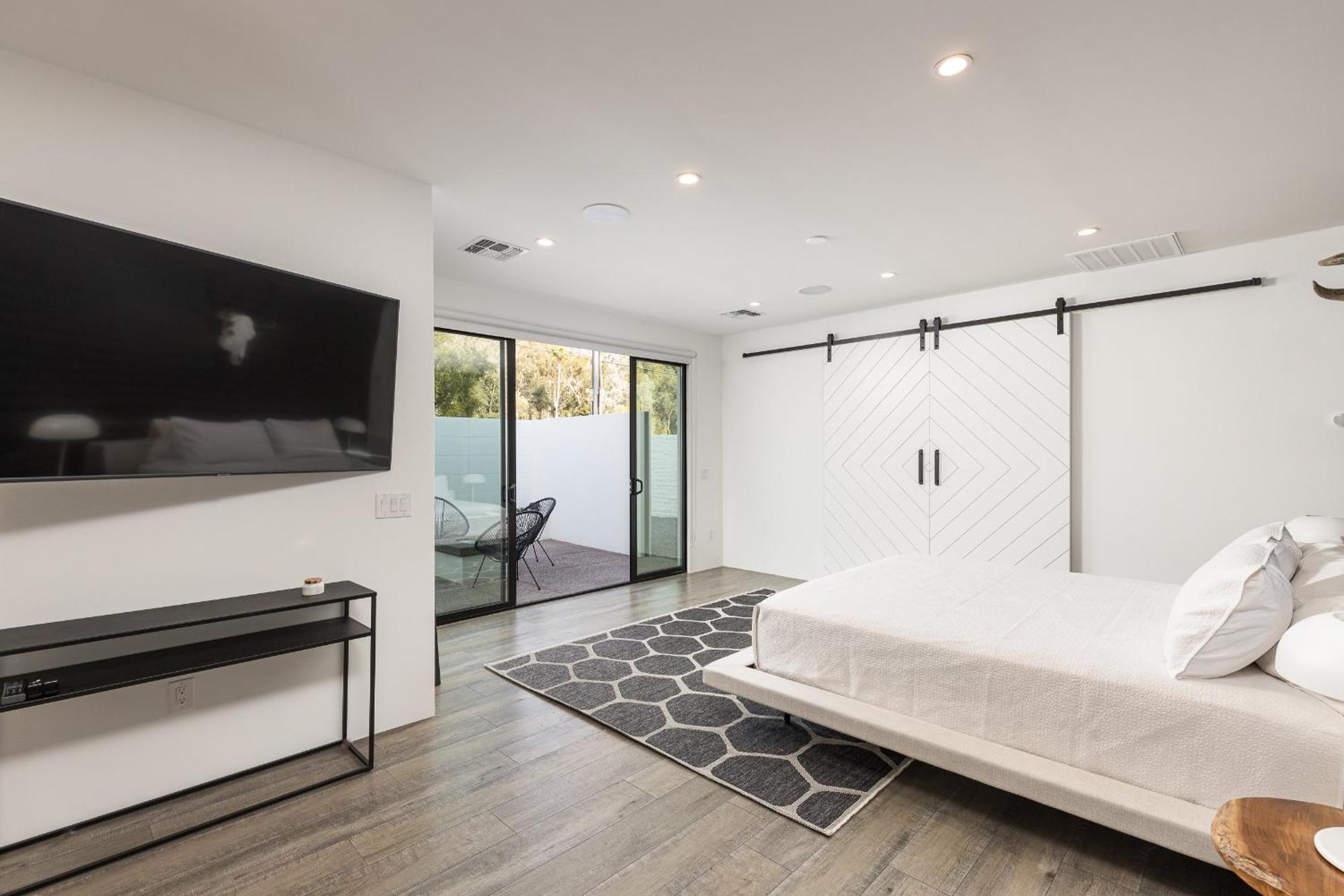 Luxury Micro-Resort, Theater, Sauna, Heated Pool Phoenix Exteriör bild