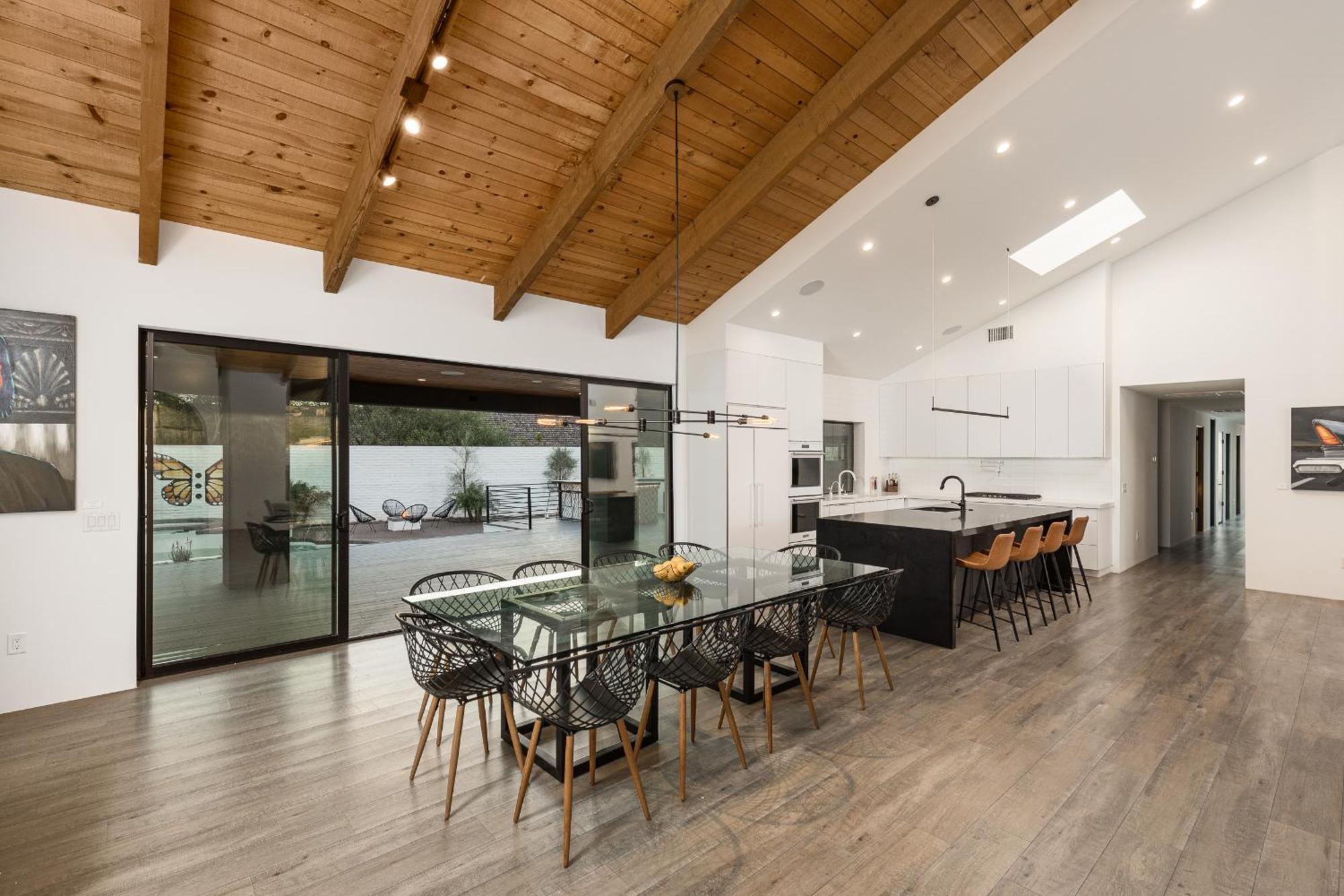 Luxury Micro-Resort, Theater, Sauna, Heated Pool Phoenix Exteriör bild