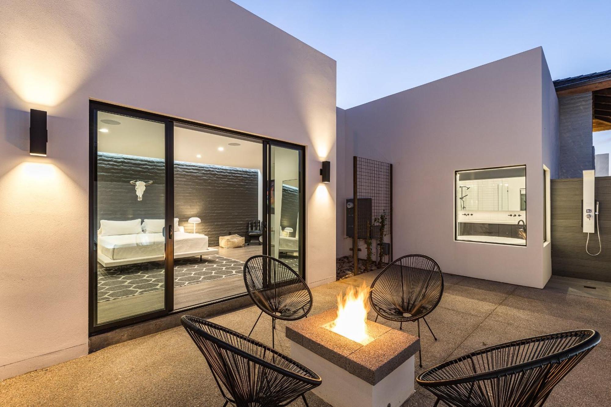 Luxury Micro-Resort, Theater, Sauna, Heated Pool Phoenix Exteriör bild