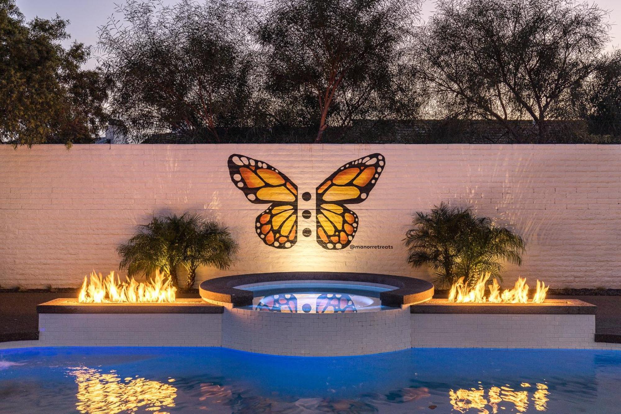 Luxury Micro-Resort, Theater, Sauna, Heated Pool Phoenix Exteriör bild