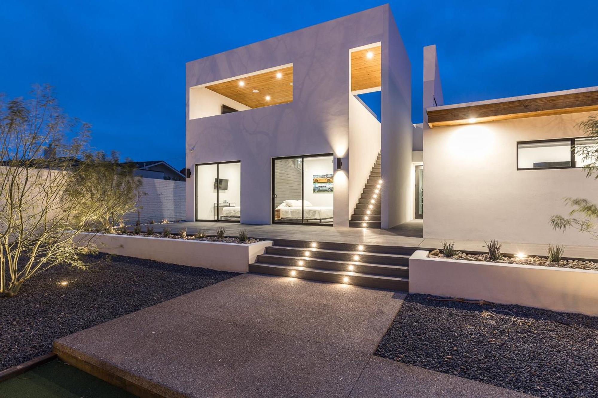 Luxury Micro-Resort, Theater, Sauna, Heated Pool Phoenix Exteriör bild
