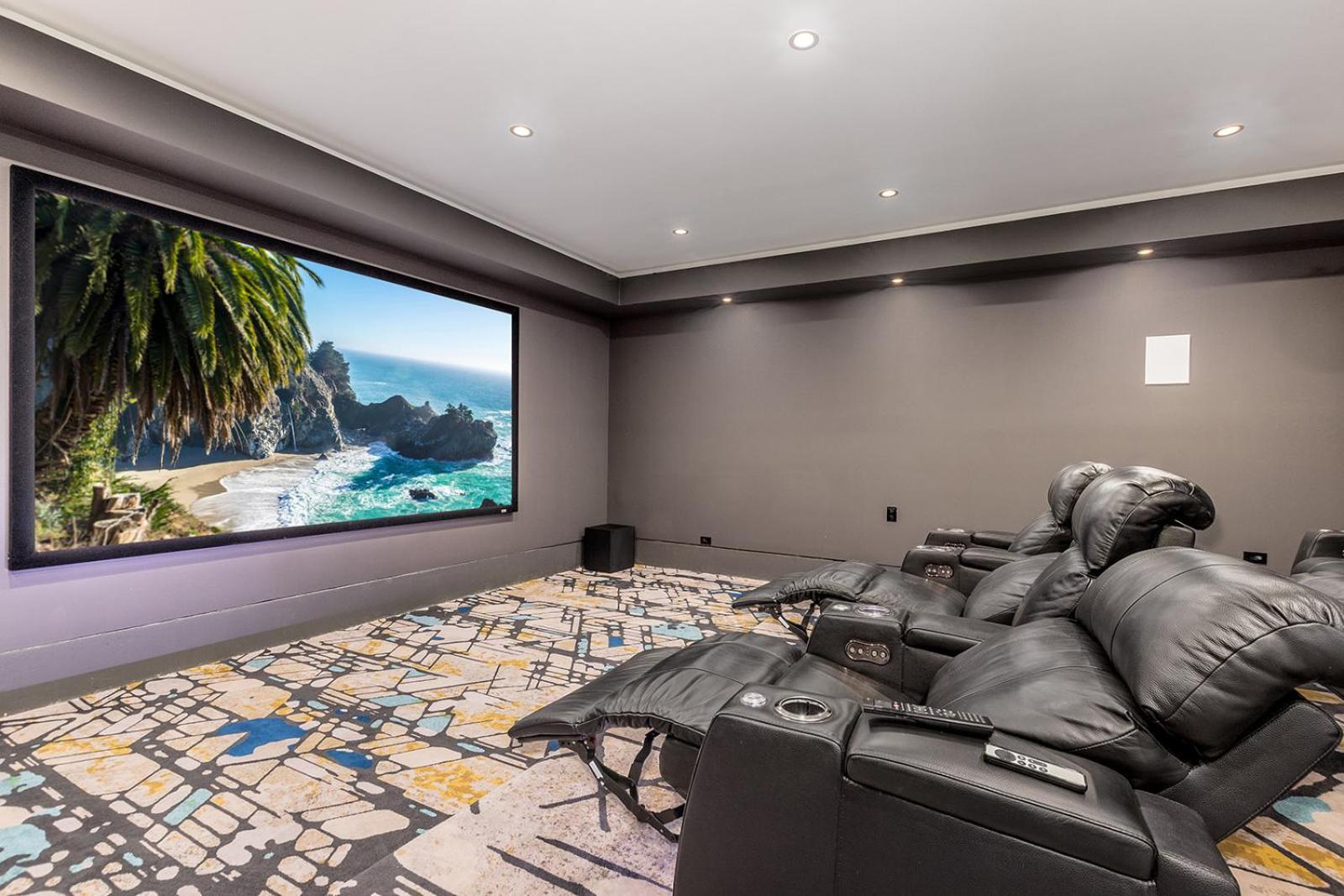 Luxury Micro-Resort, Theater, Sauna, Heated Pool Phoenix Exteriör bild